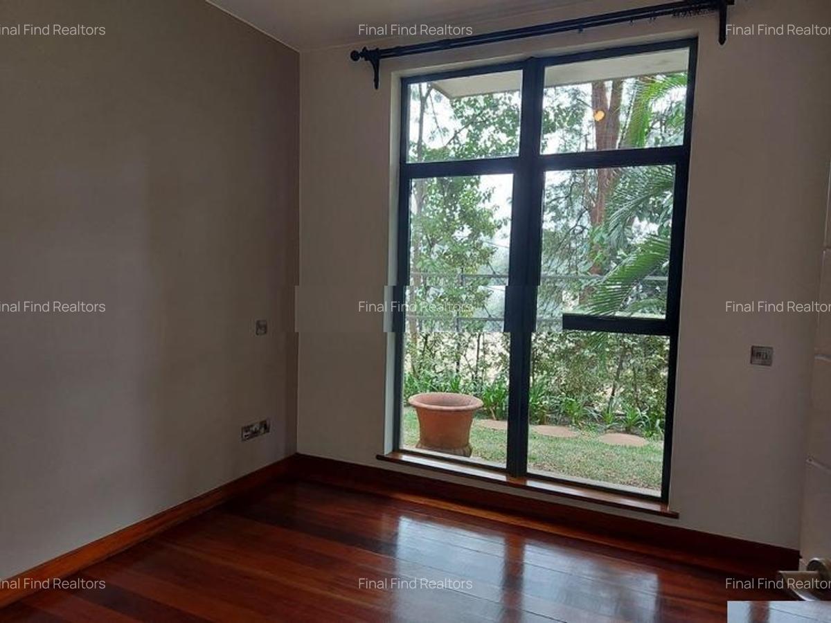 3 Bed Apartment with En Suite in Westlands Area - 17