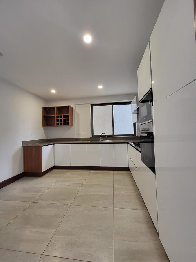 3 Bed Apartment with En Suite in Rhapta Road - 16