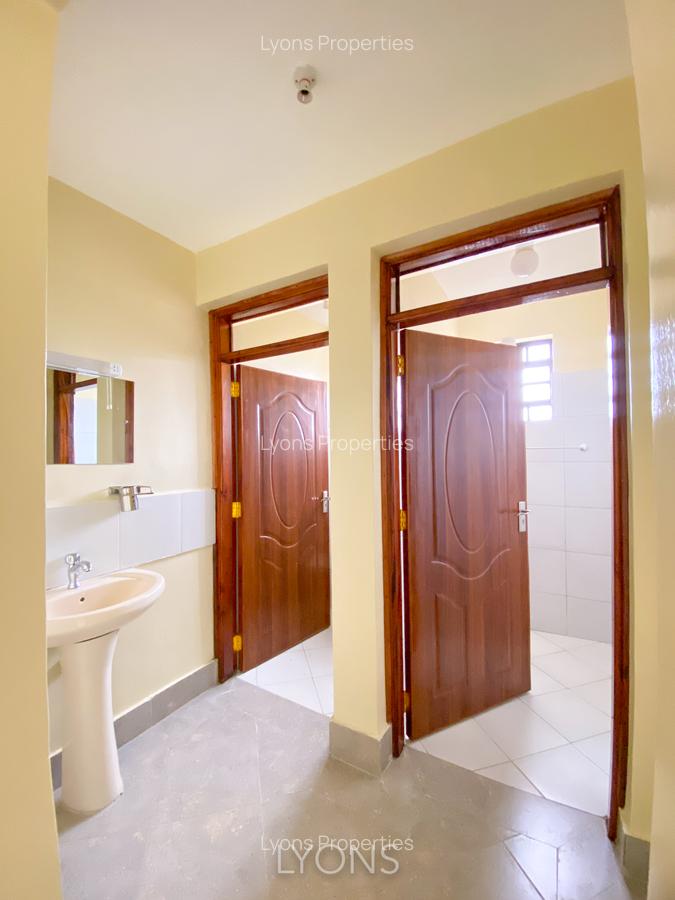 3 Bed Apartment with En Suite at Zambia Road - 14