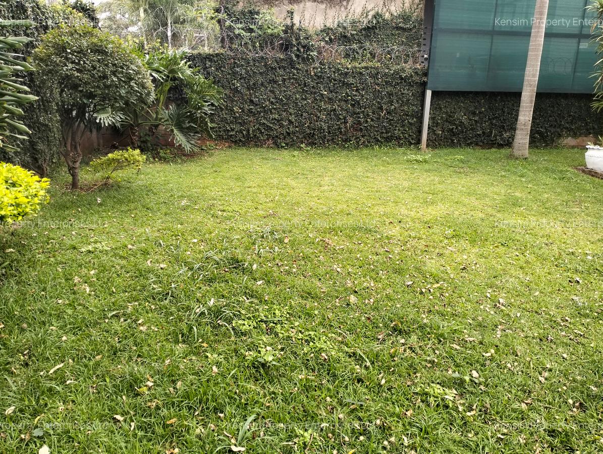 4 Bed Townhouse with En Suite in Lavington - 8