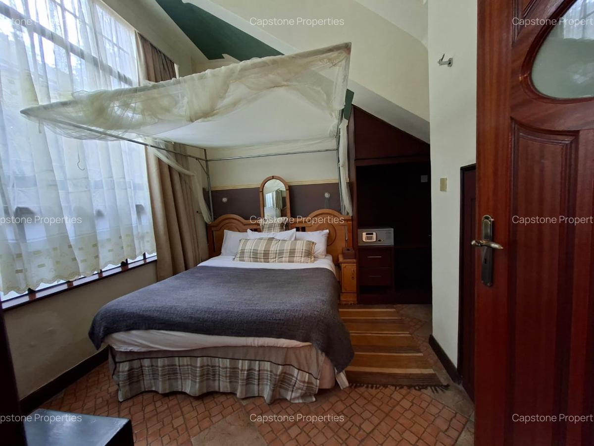 1 Bed Apartment with En Suite at Runda - 5