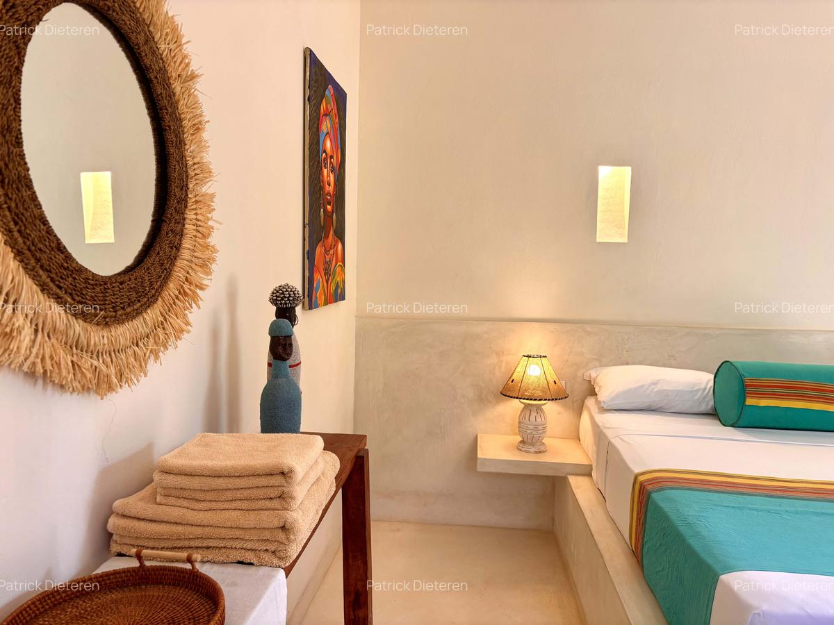 3 Bed Villa with En Suite at Off Turtle Bay Road - 15