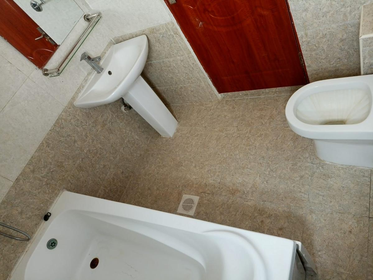 Serviced 2 Bed Apartment with En Suite in Kileleshwa - 14