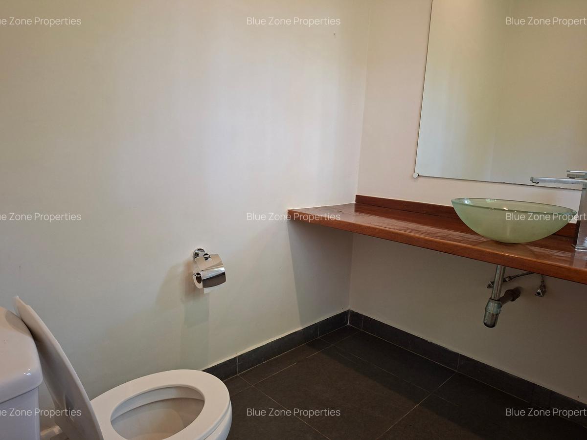 3 Bed Villa with En Suite at Off Ridgeways Rd - 10