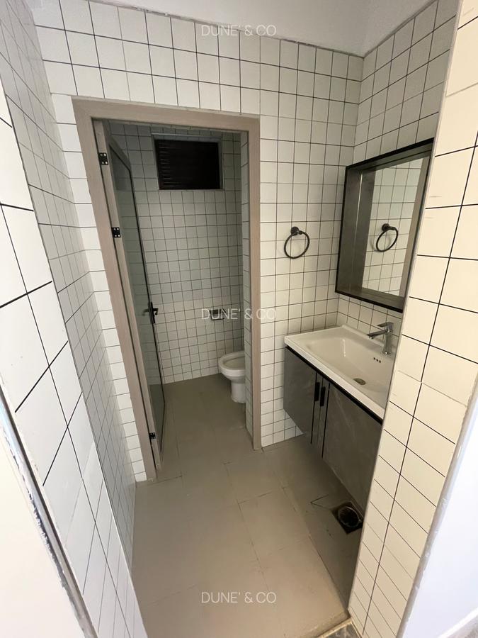 4 Bed Apartment with En Suite in Kileleshwa - 12