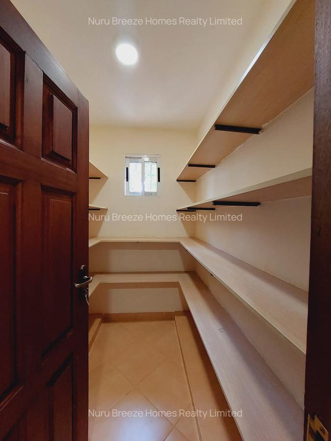 5 Bed Townhouse with En Suite in Spring Valley - 15