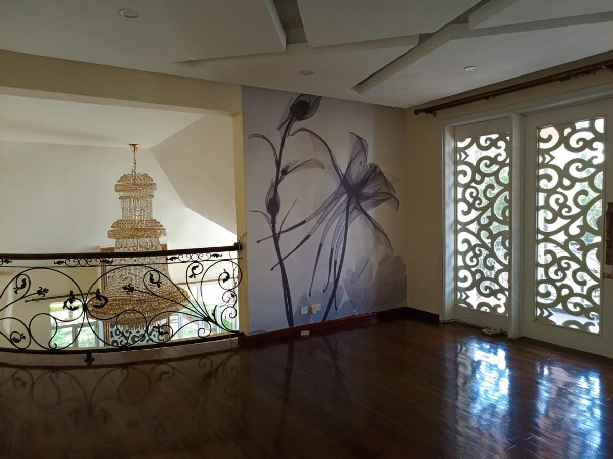 5 Bed House with En Suite in Runda - 7