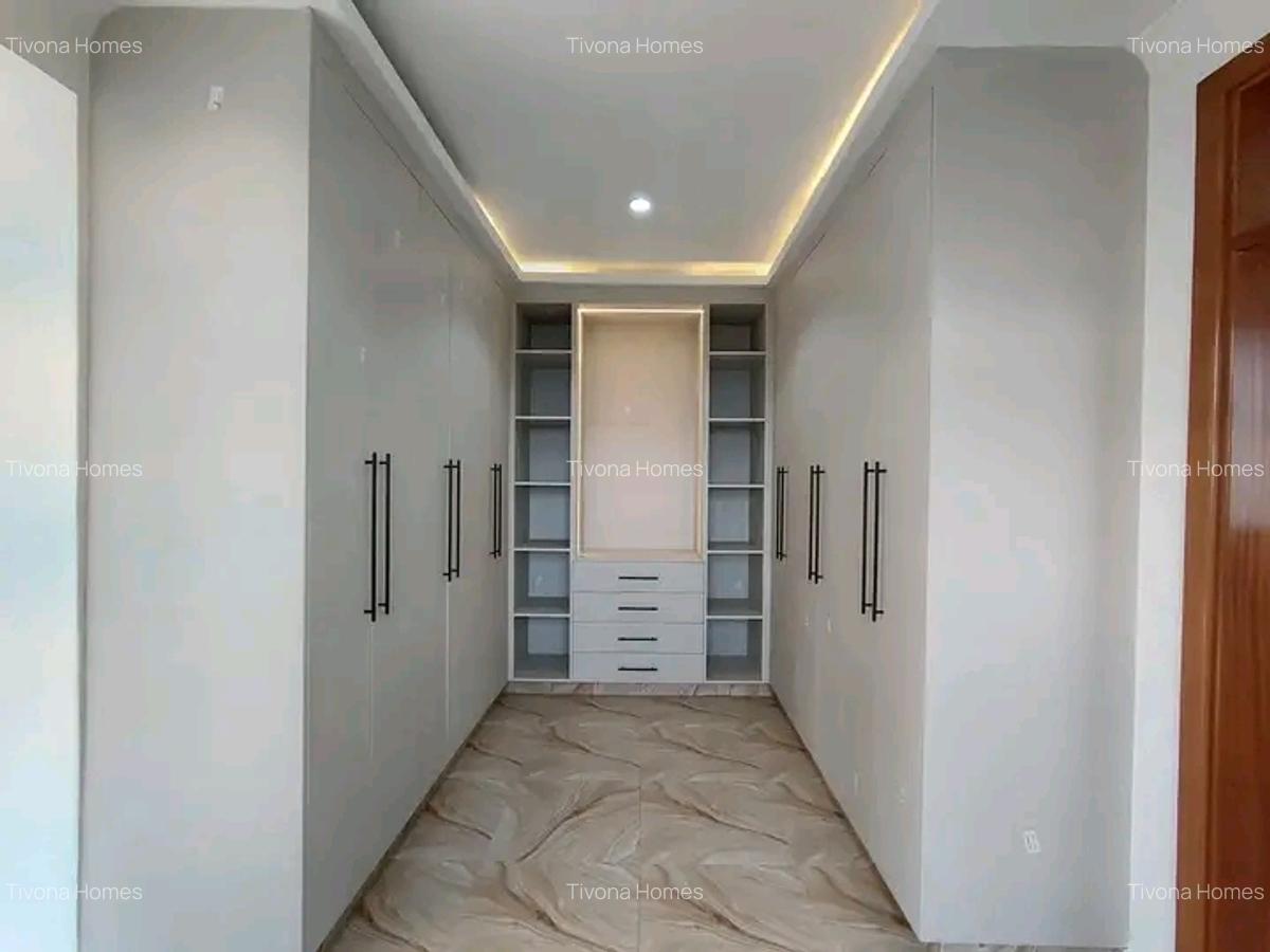 4 Bed House with En Suite in Tatu City - 6