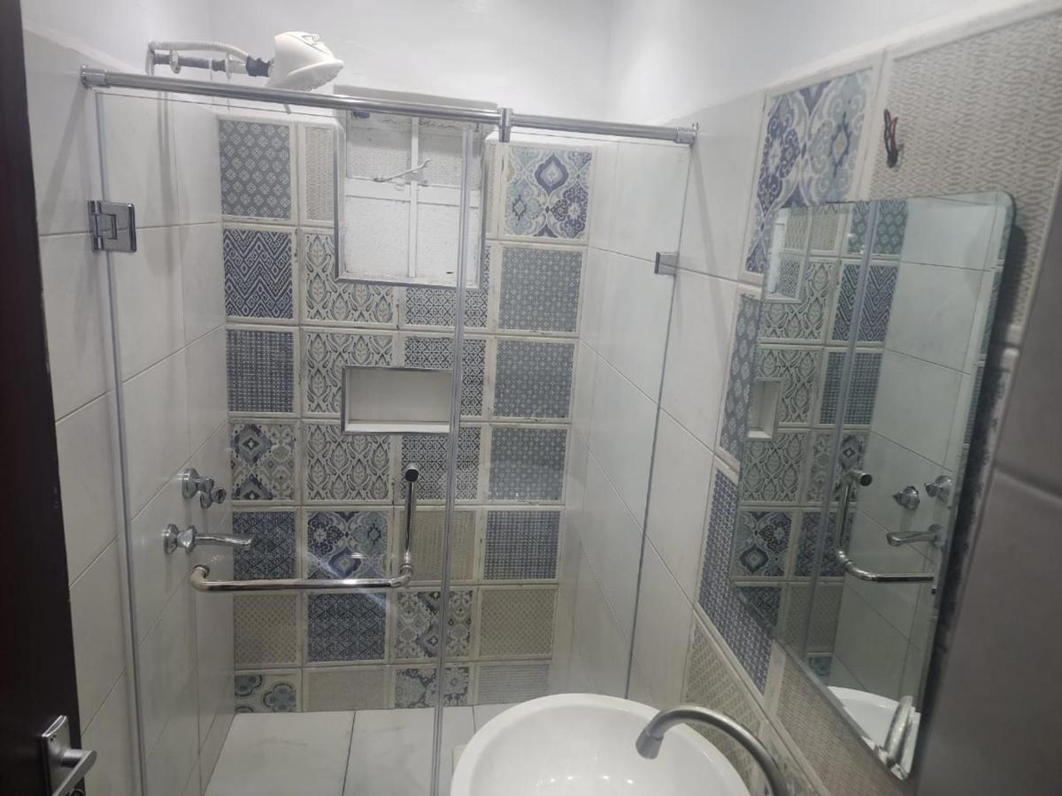 4 Bed Apartment with En Suite in Westlands Area - 11