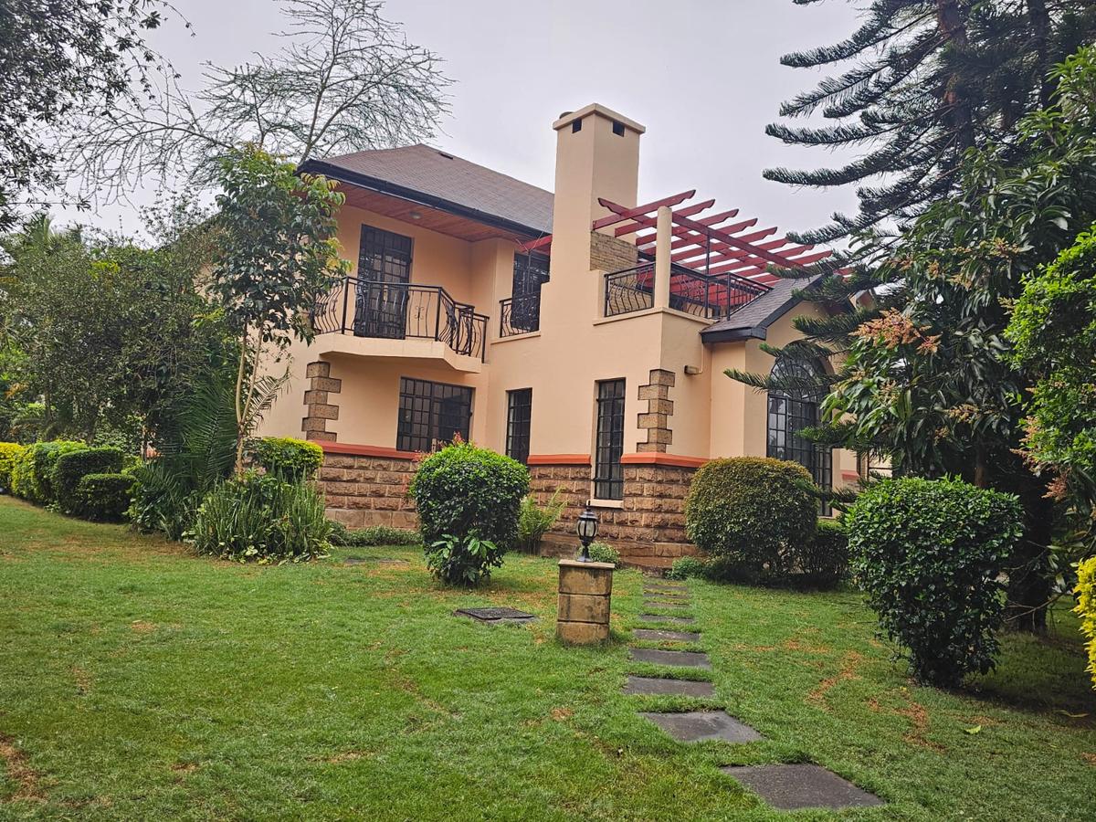 4 Bed House with En Suite in Runda - 1