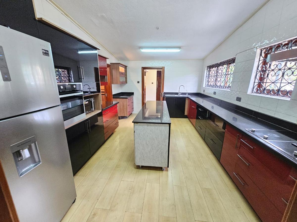 5 Bed House with En Suite in Kitisuru - 9