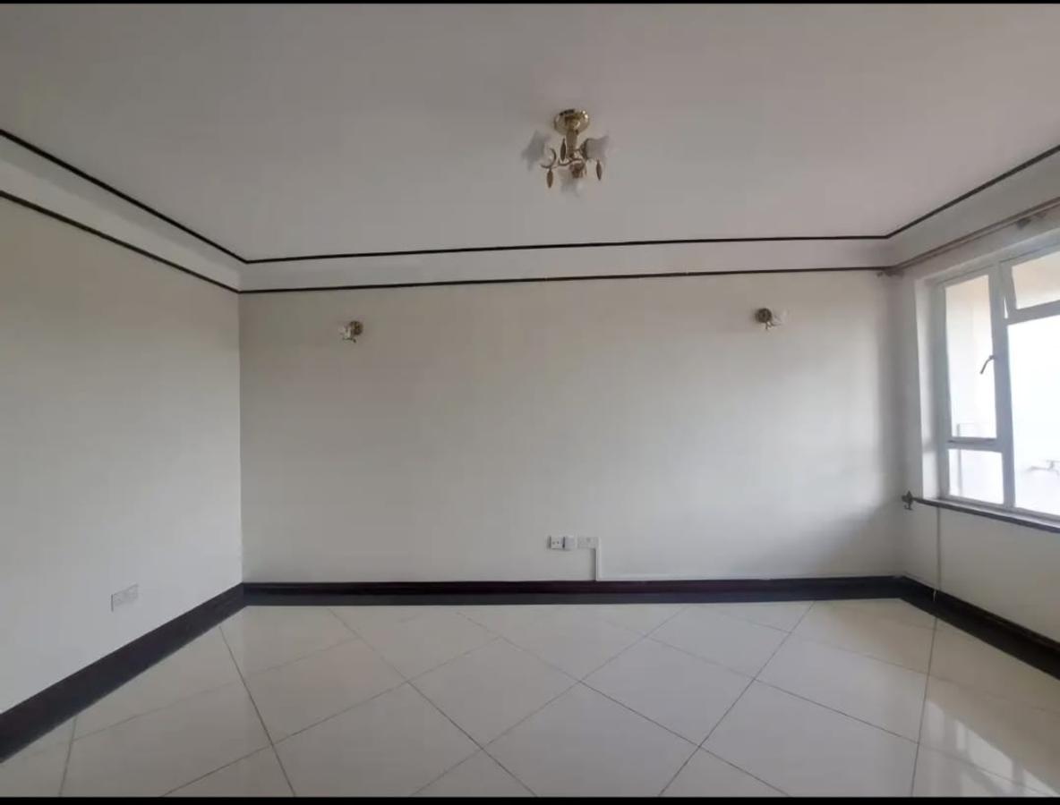 1 Bed Apartment with En Suite at Westlands - 2