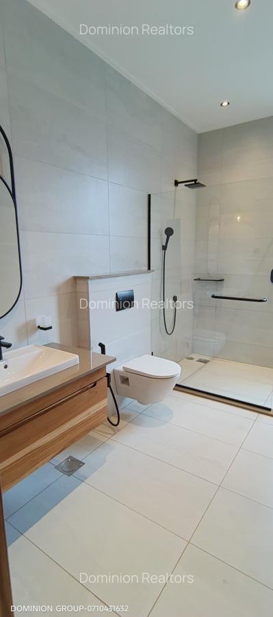 4 Bed Apartment with En Suite in Westlands Area - 14