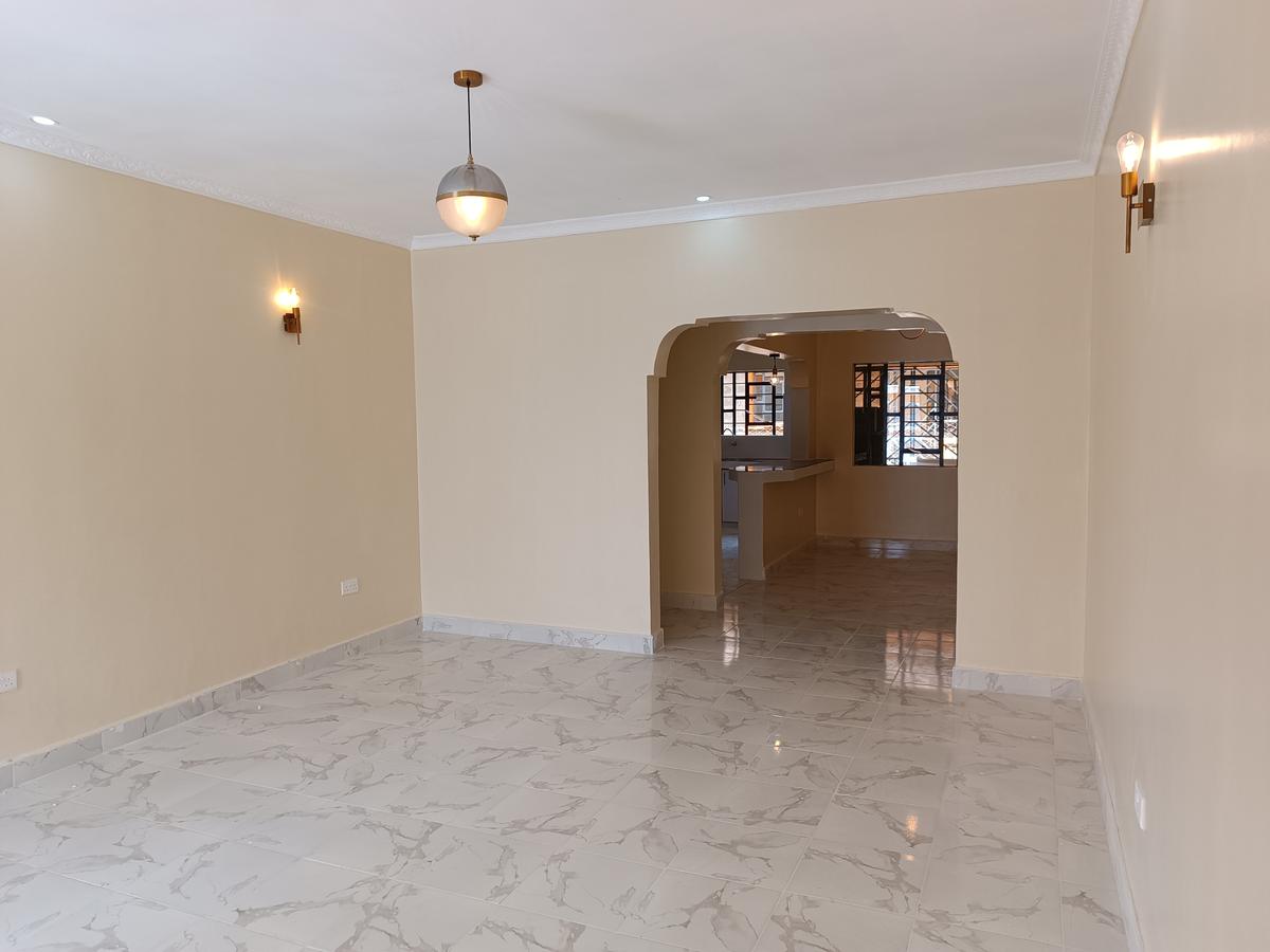 3 Bed House with En Suite at Acacia Area - 2