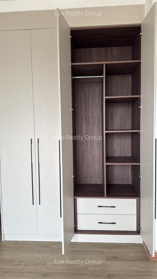 2 Bed Apartment with En Suite in Kitisuru - 10