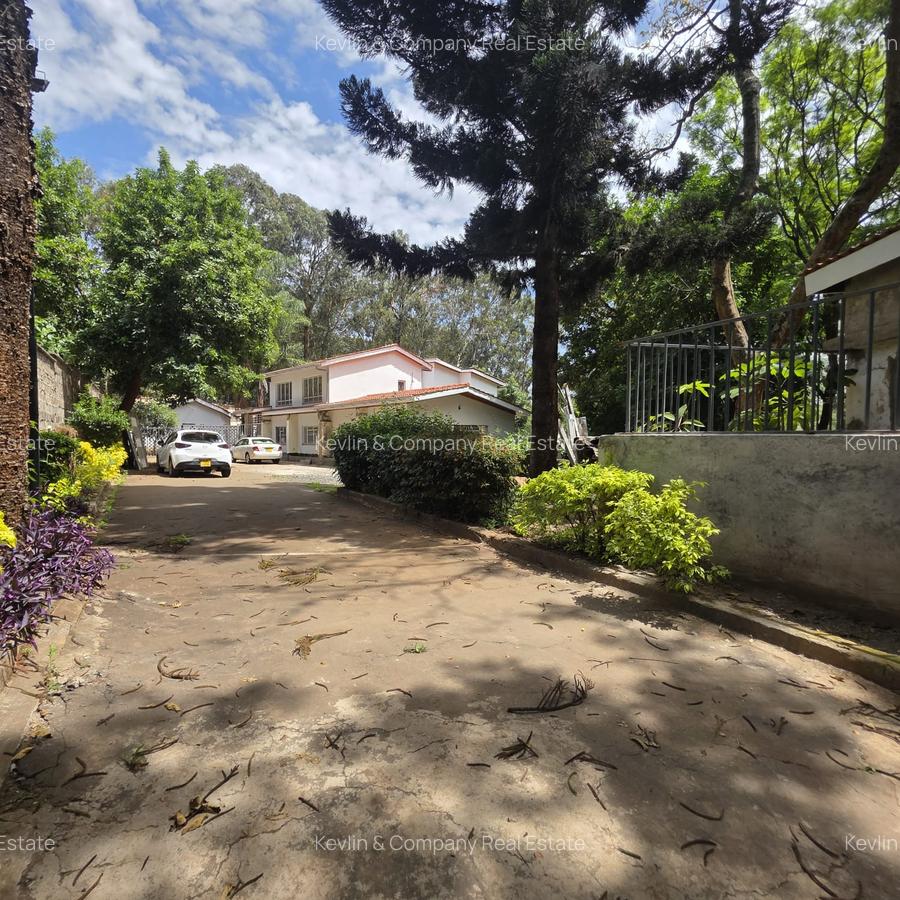 5 Bed Villa with Staff Quarters in Gigiri - 3