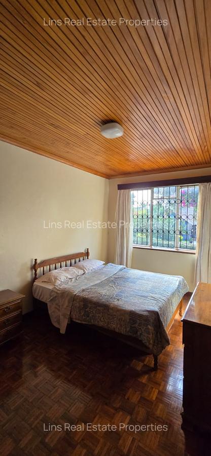 4 Bed House with En Suite in Nyari - 17