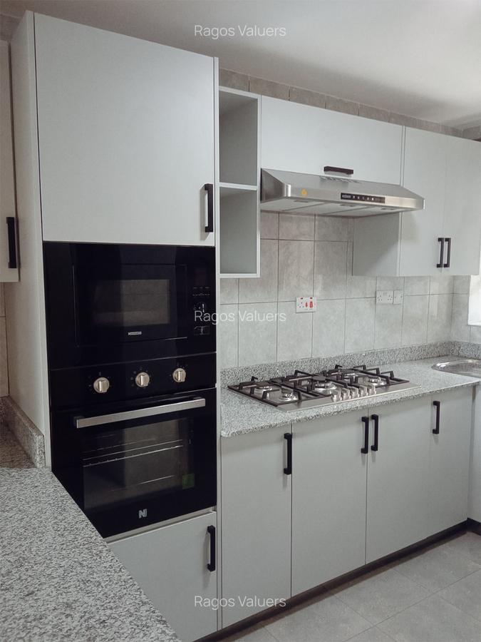 4 Bed Townhouse with En Suite at South C - 10