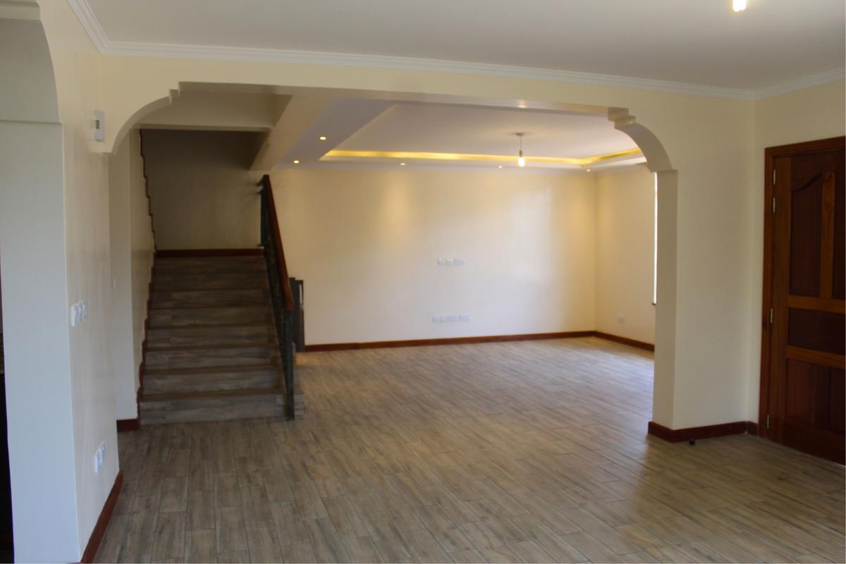 5 Bed Townhouse with En Suite in Ruiru - 14