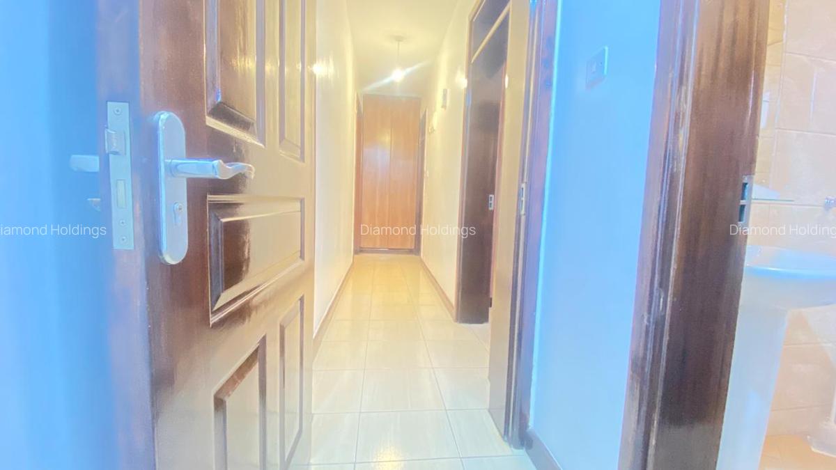 Serviced 2 Bed Apartment with En Suite at Brookside - 5