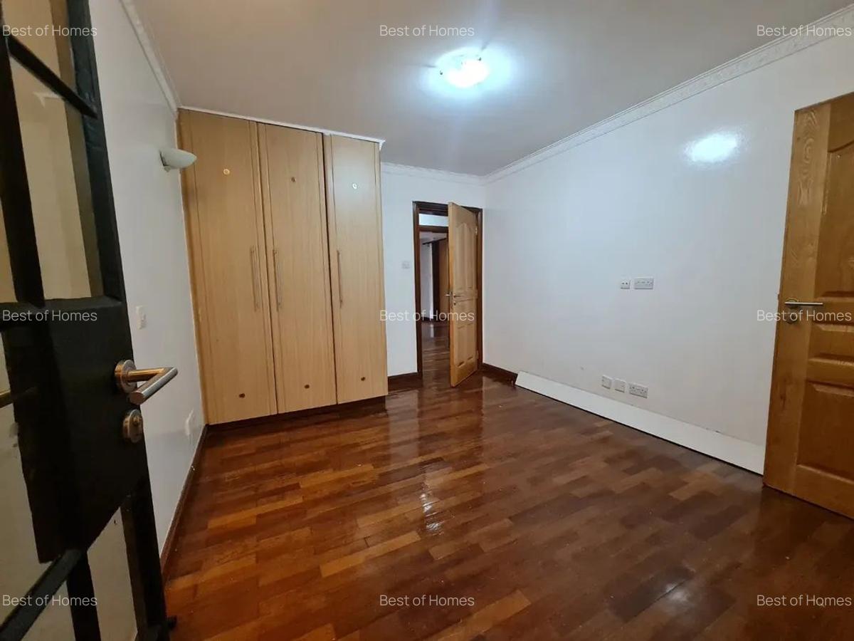 3 Bed Apartment with En Suite in Kileleshwa - 3