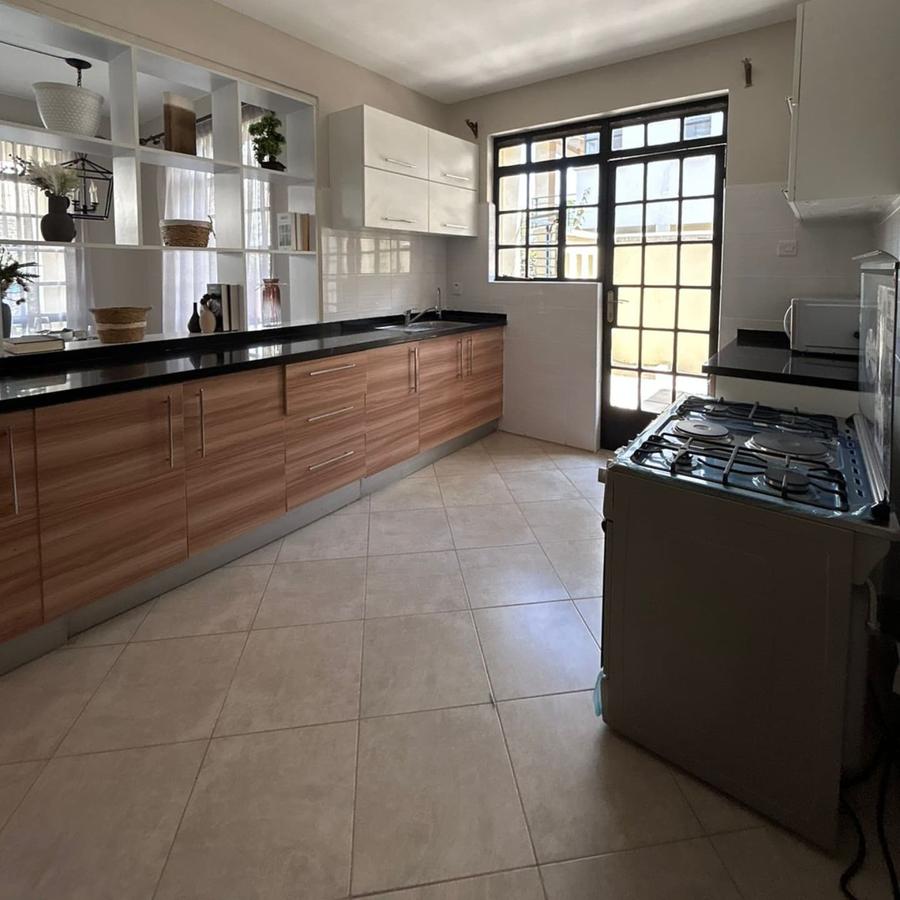 4 Bed House with Swimming Pool in Kitengela - 5