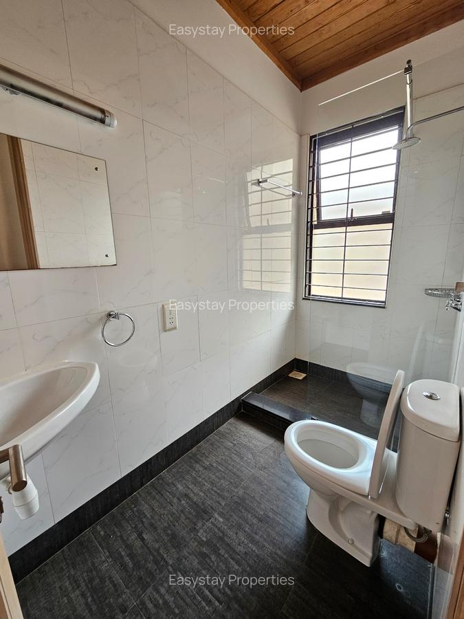 Serviced 2 Bed Apartment with En Suite in Gigiri - 7