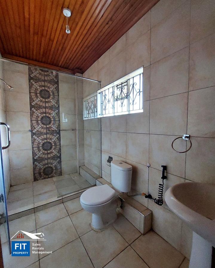 4 Bed Townhouse with En Suite in Westlands Area - 17