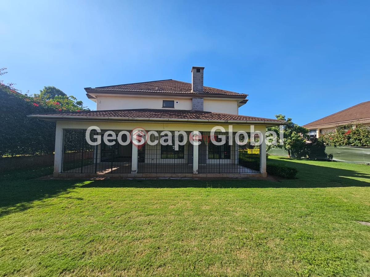 5 Bed House with En Suite in Runda - 10