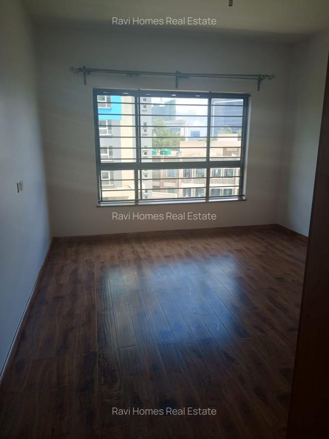 3 Bed Apartment with En Suite at Raphta Road - 17
