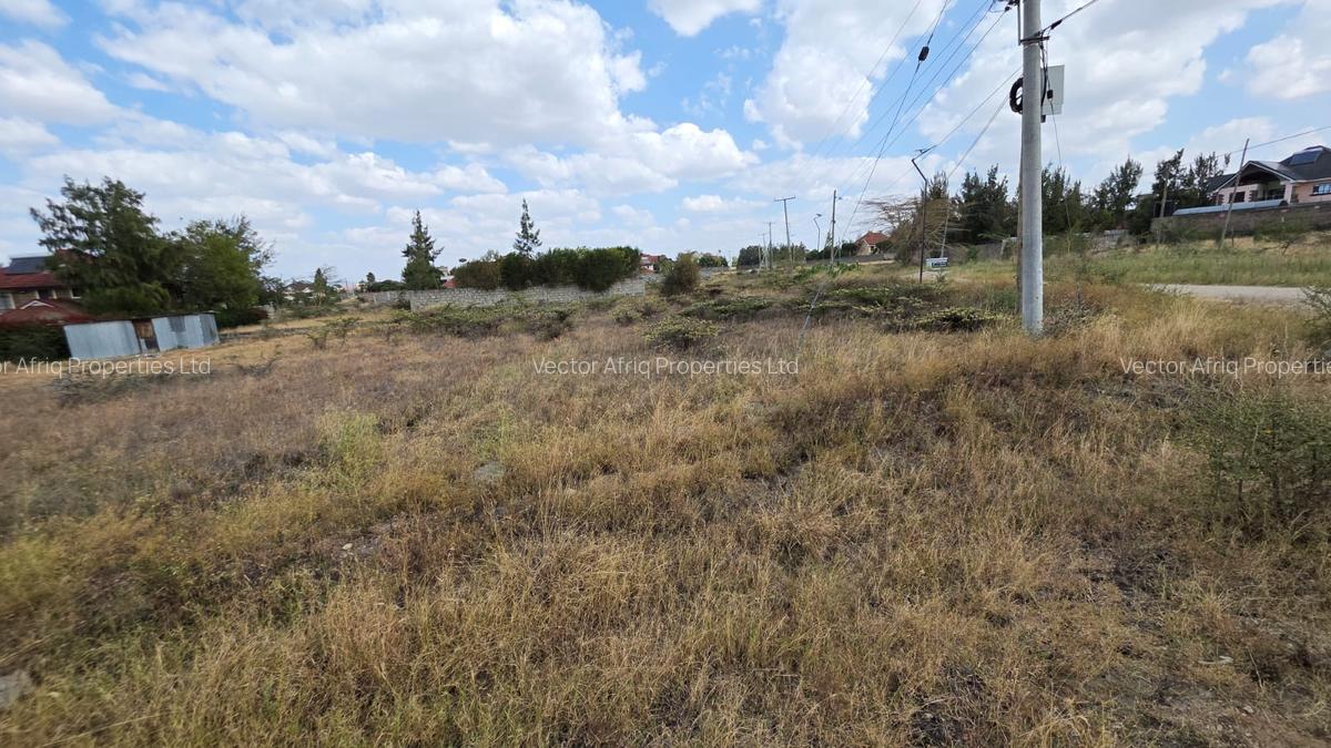 Land in Kitengela - 2