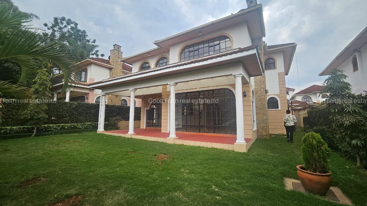 4 Bed Townhouse with En Suite in Kiambu Road - 2