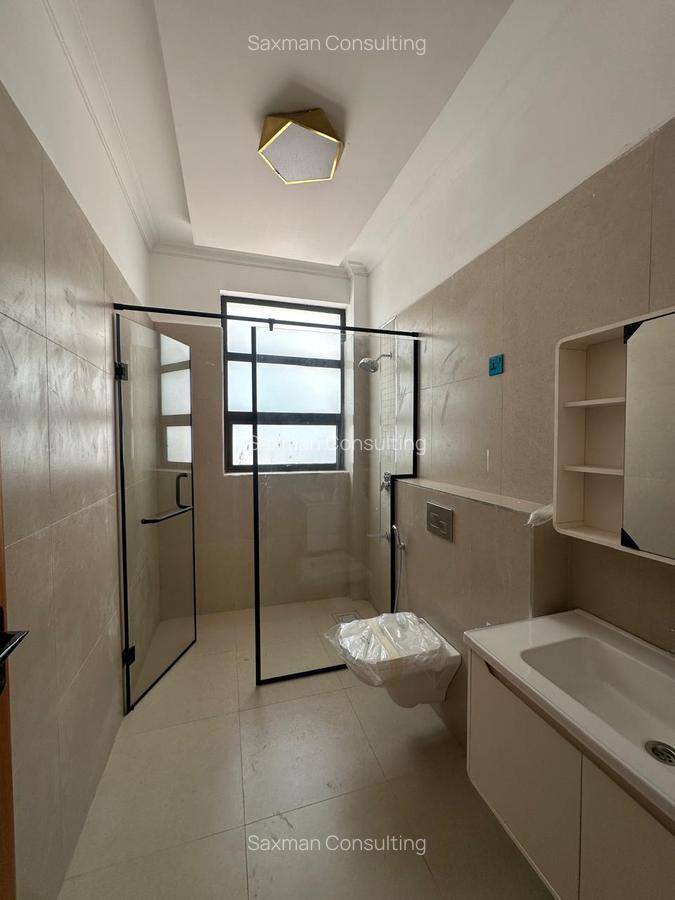 5 Bed House with En Suite in Karen - 11