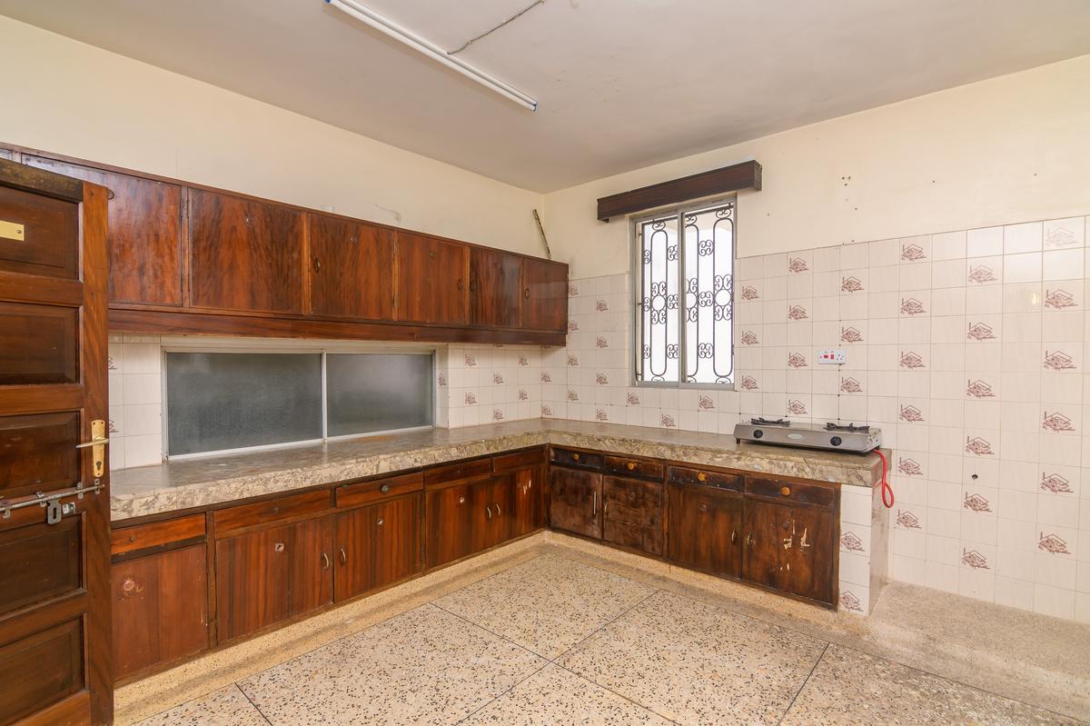 6 Bed House with Staff Quarters at Off Dr Rashid Ali Road - 7