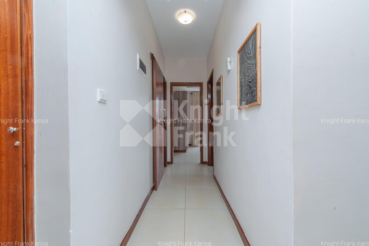 Furnished 2 Bed Apartment with En Suite at Lantana Road - 6