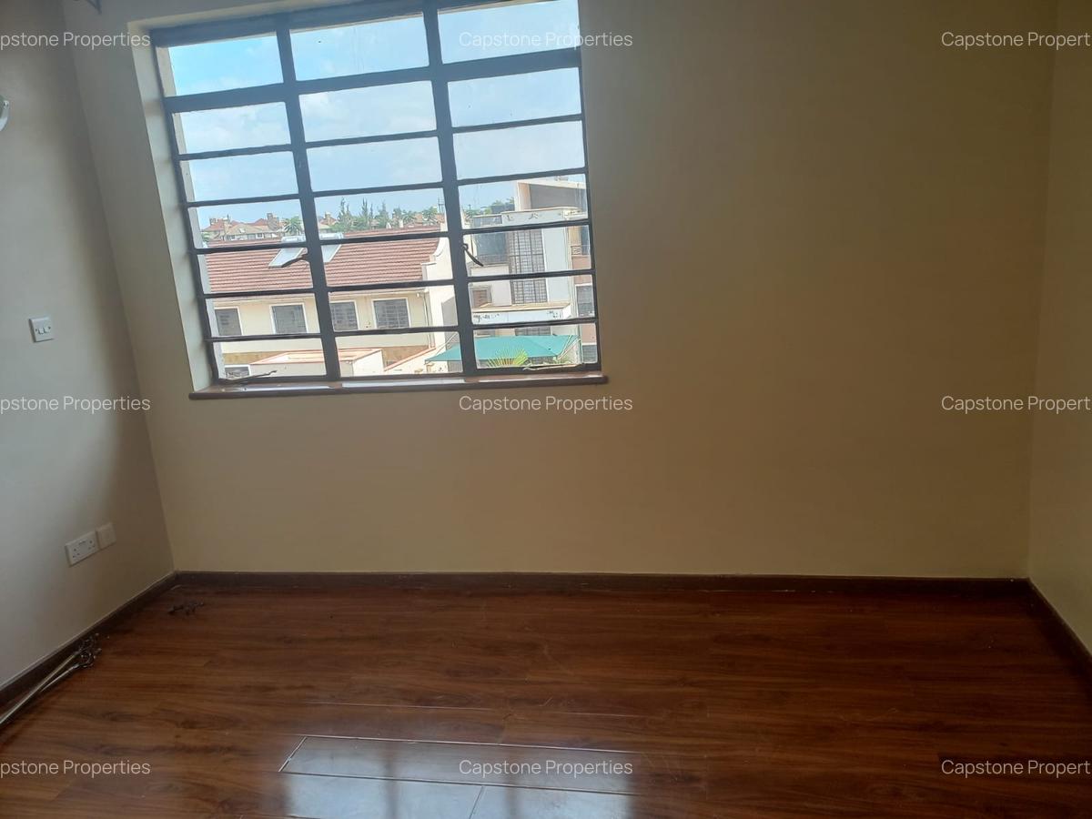 4 Bed Townhouse with En Suite at Runda - 20