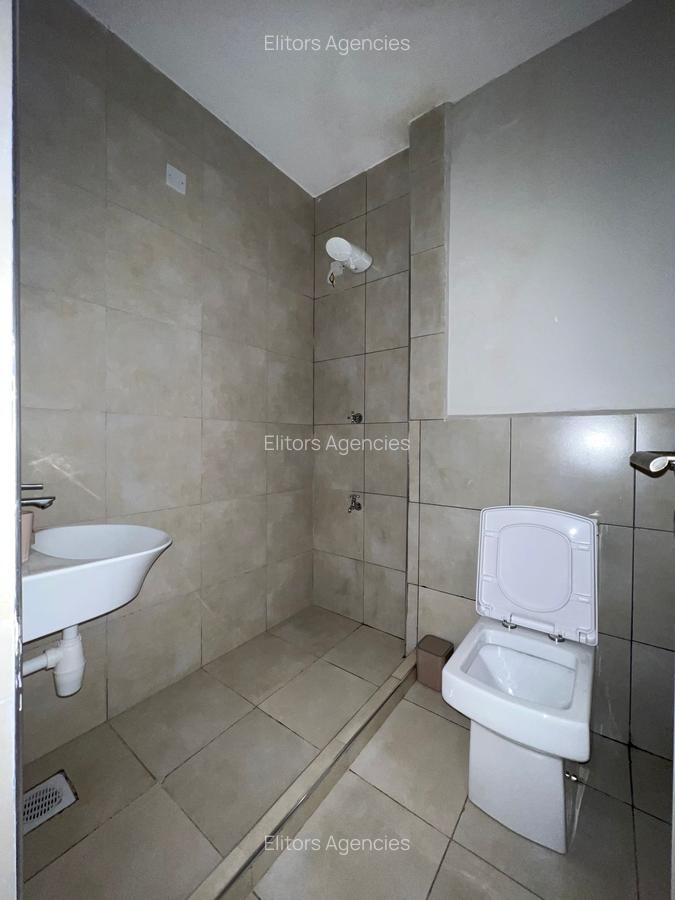 Studio Apartment with En Suite at Kirawa Road - 10