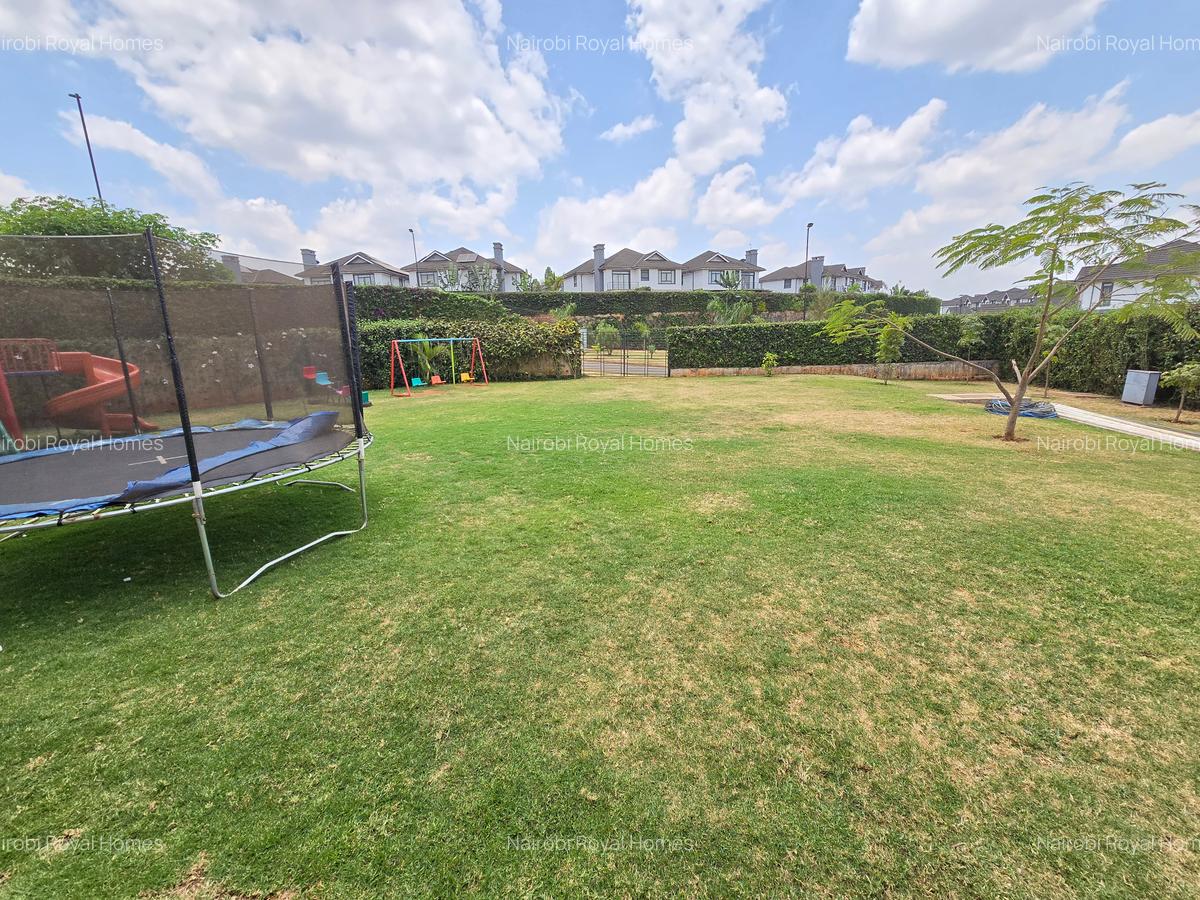 3 Bed Villa with En Suite at Five-Star Paradise - 5