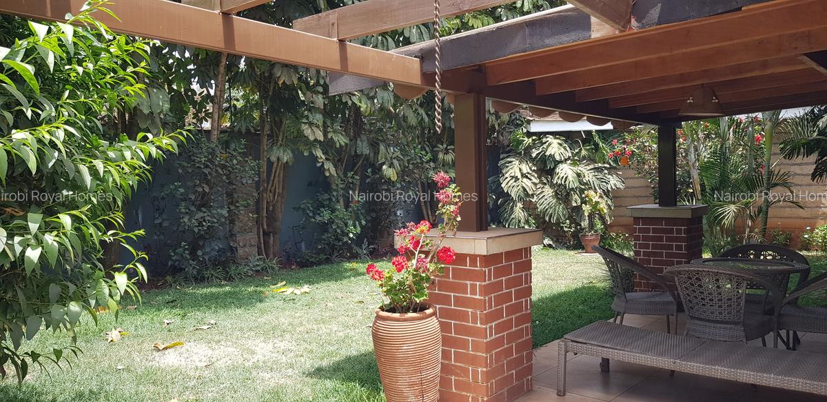 5 Bed Townhouse with En Suite at Off Convent Drive - 6