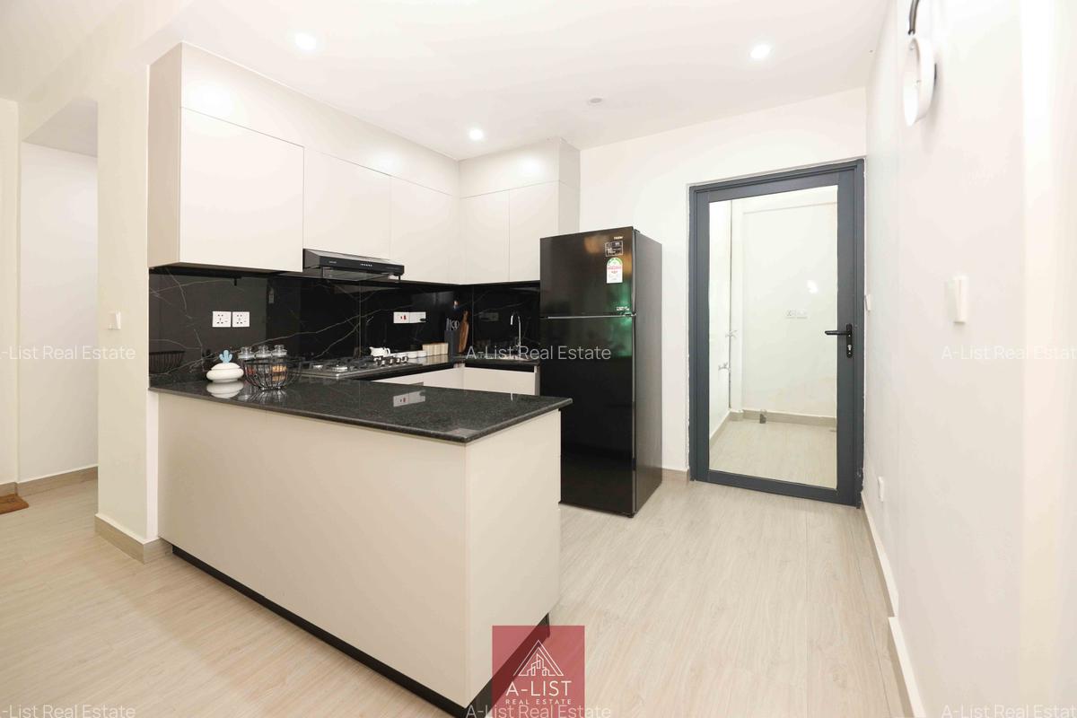 1 Bed Apartment with En Suite at Westlands Road - 5