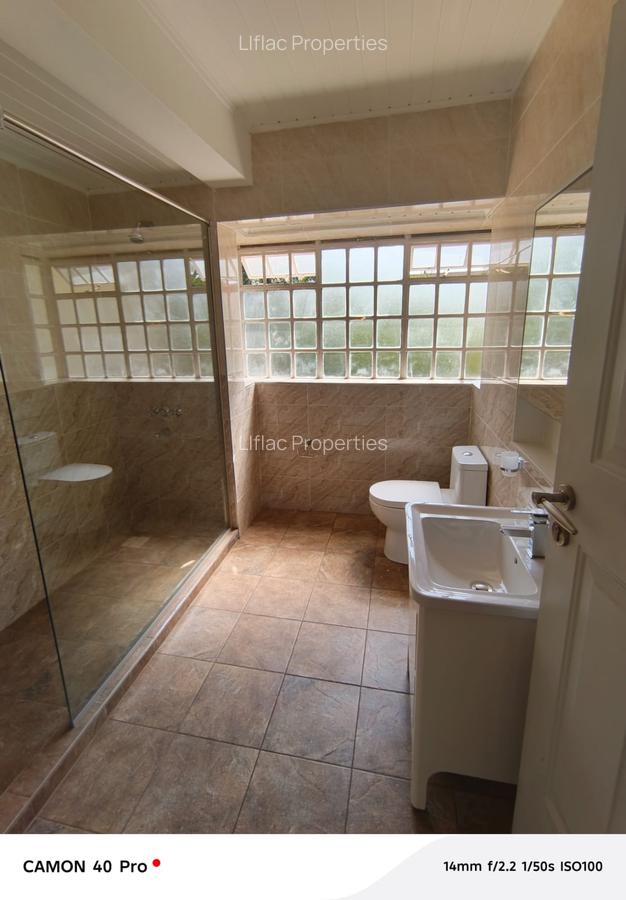 4 Bed House with En Suite in Gigiri - 14