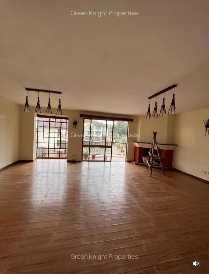 Serviced 3 Bed Apartment with En Suite in Riverside - 2