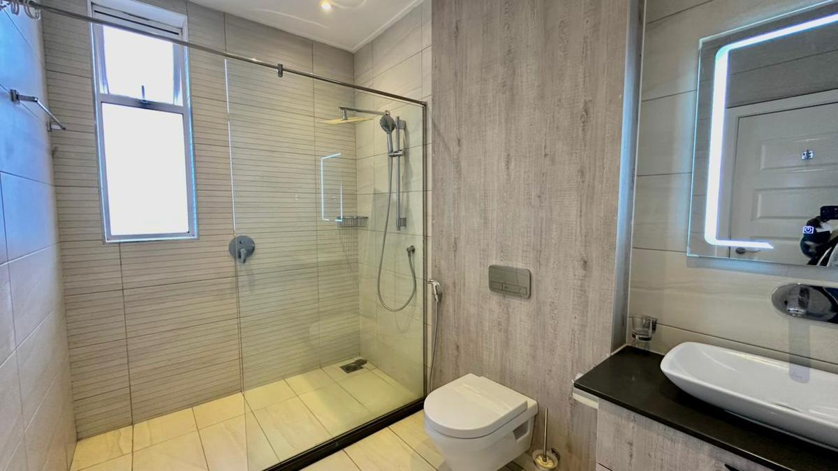 3 Bed Apartment with En Suite at Westlands - 20