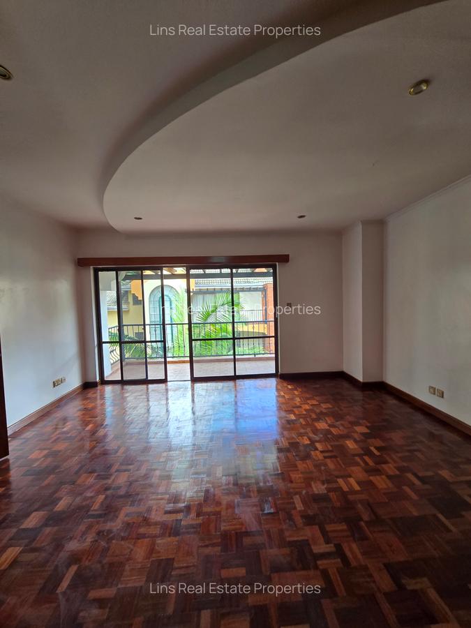 4 Bed Townhouse with En Suite in Kileleshwa - 16