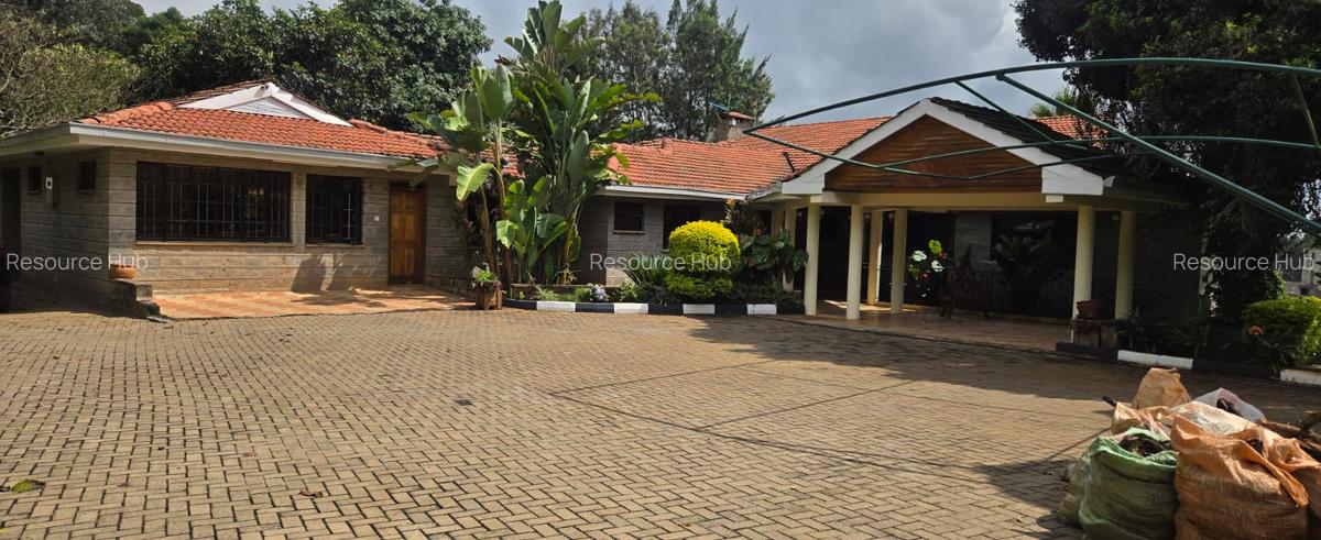 4 Bed House with En Suite at Karen - 2