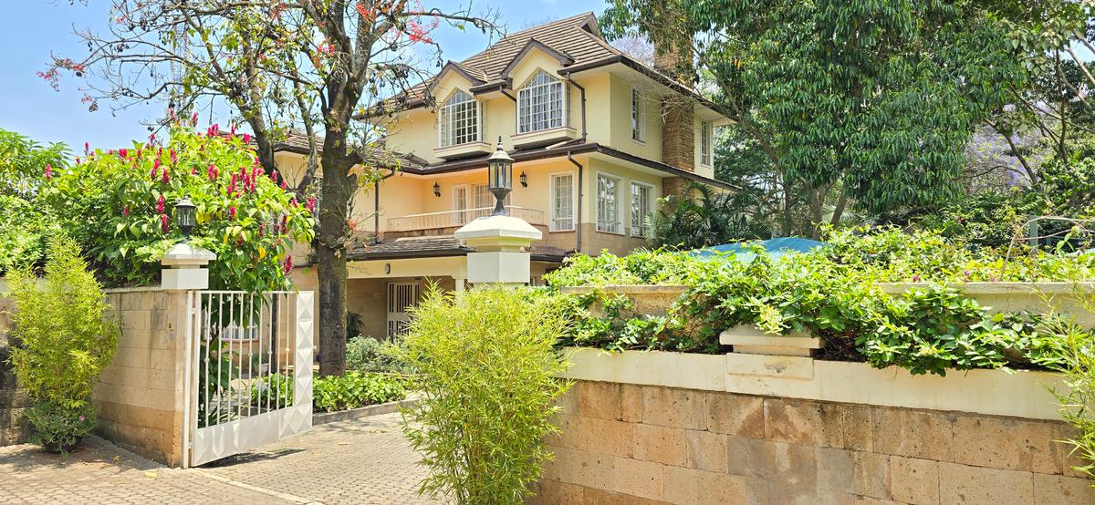 5 Bed House with En Suite at Mzima Springs - 1