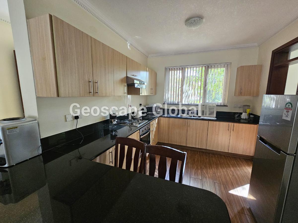 Furnished 2 Bed Apartment with En Suite in Spring Valley - 3