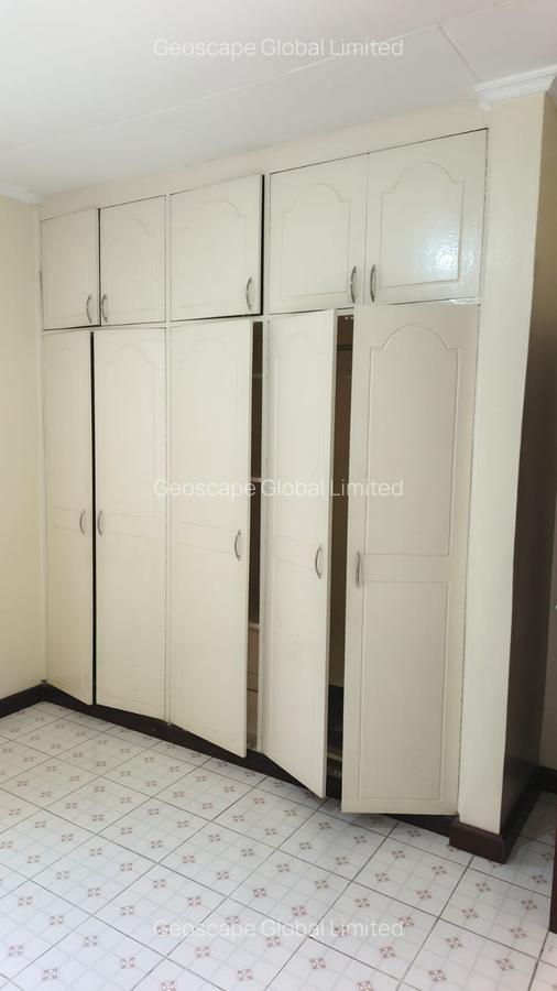 5 Bed House with En Suite in Karen - 7