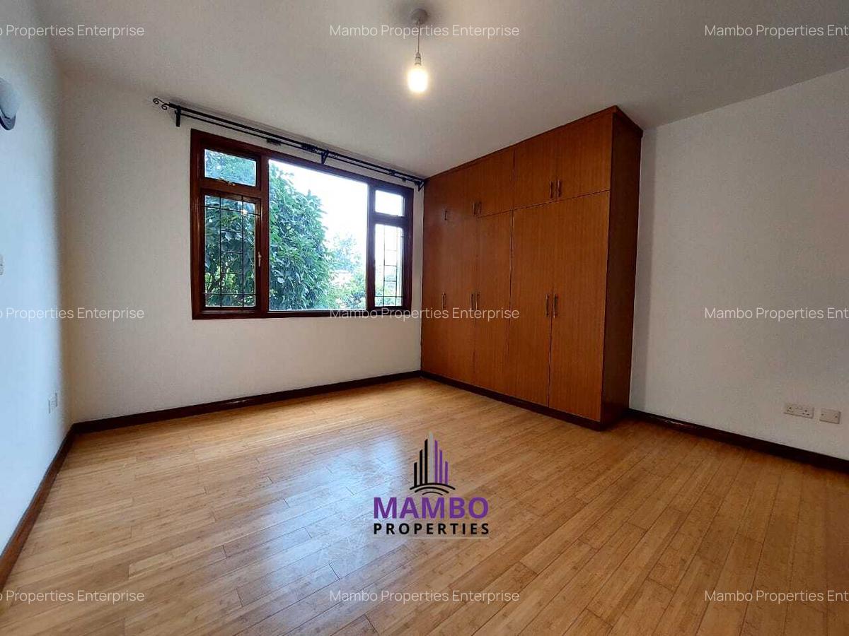 3 Bed Apartment with En Suite at Riverside Drive - 6