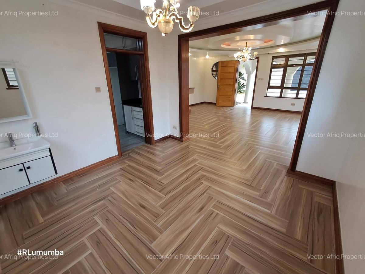 4 Bed Townhouse with En Suite in Kitengela - 4